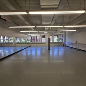 Studio-4